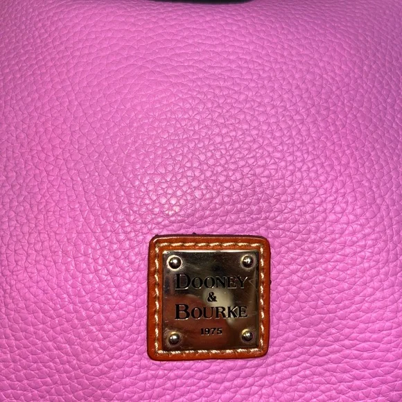 Dooney & Bourke Pink & Tan Pebble Grain Hobo bag -EUC- - Picture 2 of 16